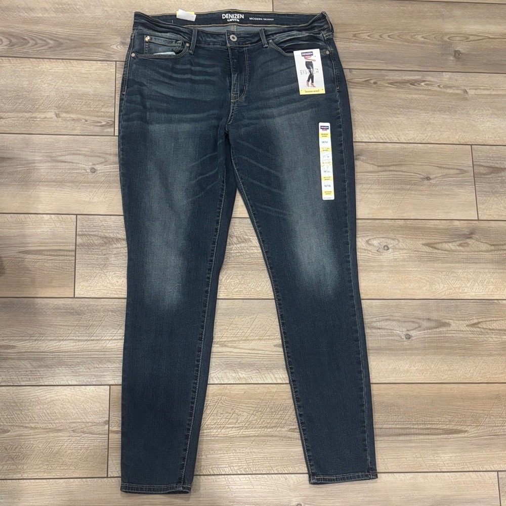 Denizen from Levi's Women's Dark Wash Skinny Jeans